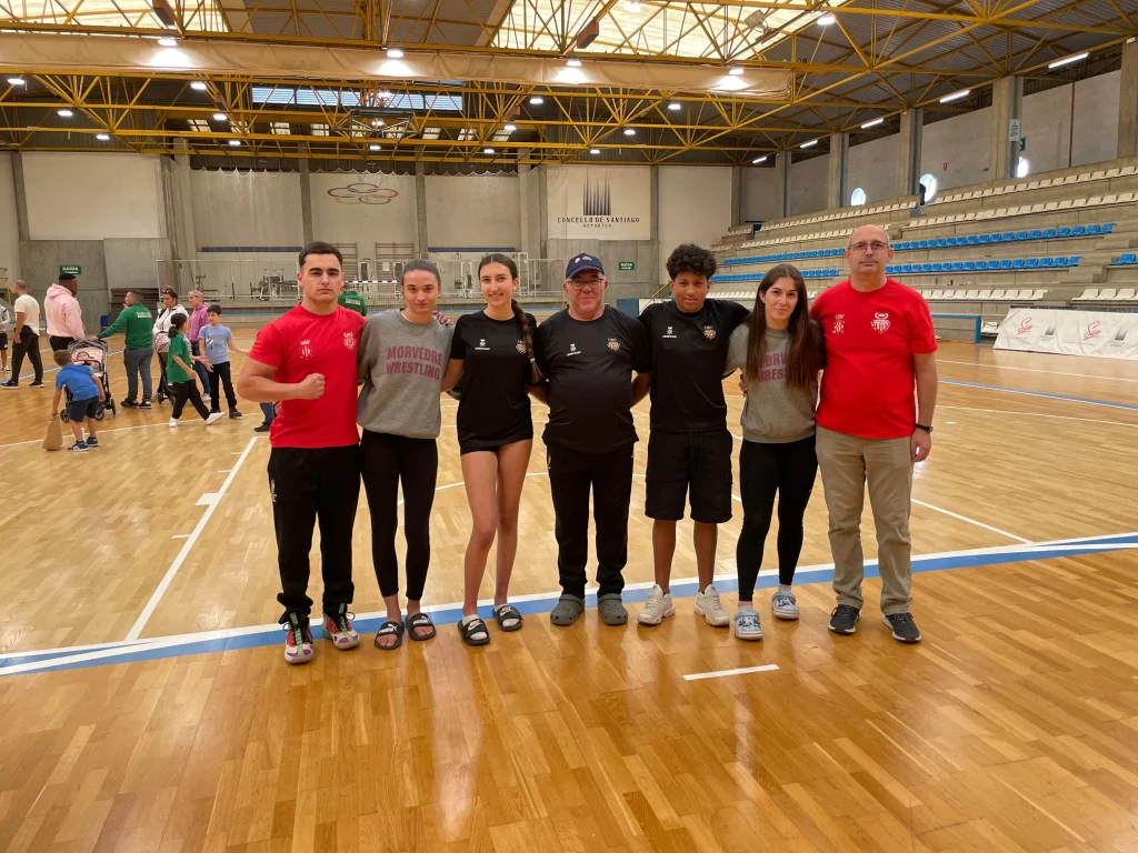 Equipo Santiago. Club lluita camp de morvedre