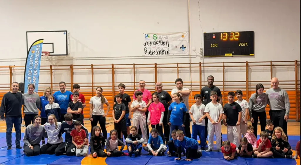 Concentración Lucha / Grappling Módulos DEE Ayto. Sagunto_Pabellón Gimnasio